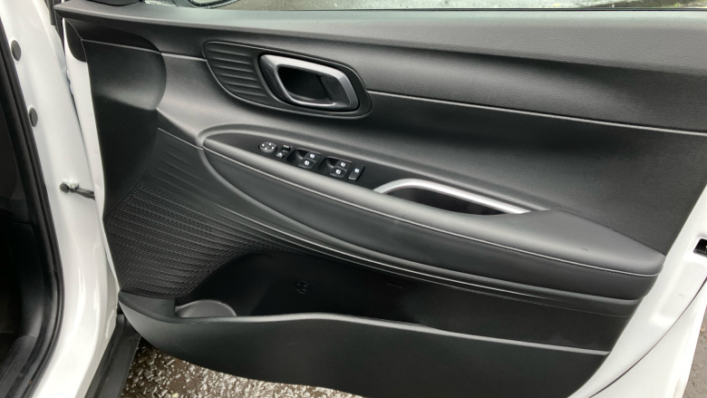 Hyundai BAYON 1.0 TGDi Premium 5dr DCT Petrol Hatchback